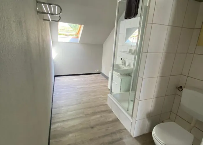 公寓 Emas 8 Mit 2 Einzelbetten, Kueche, Dusche, Tv 克雷费尔德